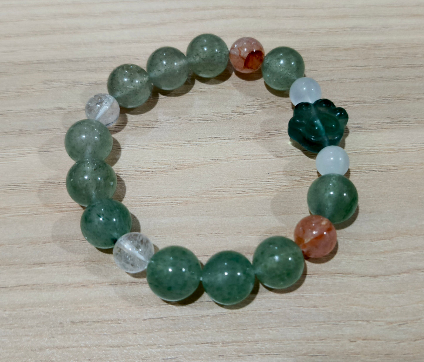 能量天然绿草莓星光水晶手链 Enchanted & Handcrafted Natural Green Strawberry Starlight Quartz Crystal Bracelet